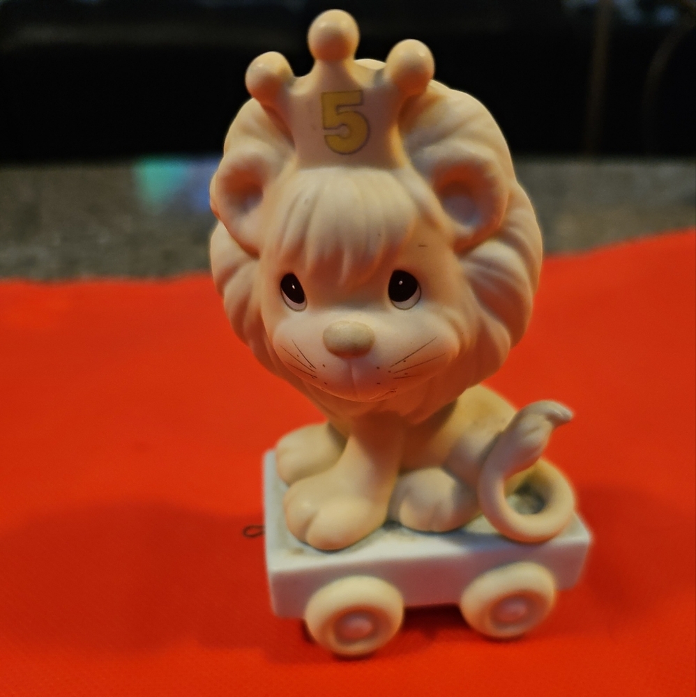 Precious Moments The Day Is Something To Roar About Collectible 1985